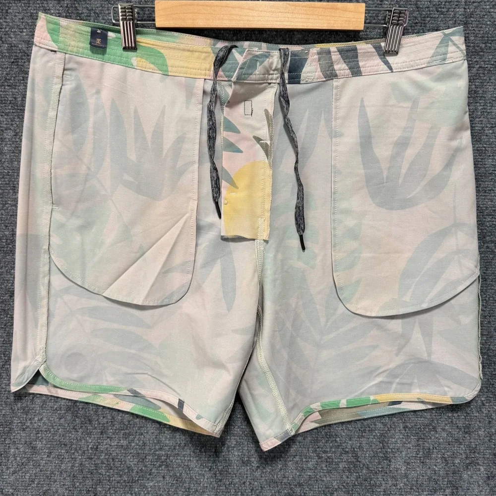 ROARK Chiller De‎ Palmas Board Shorts 36 Hemp Blend Floral Print Swim Trunks